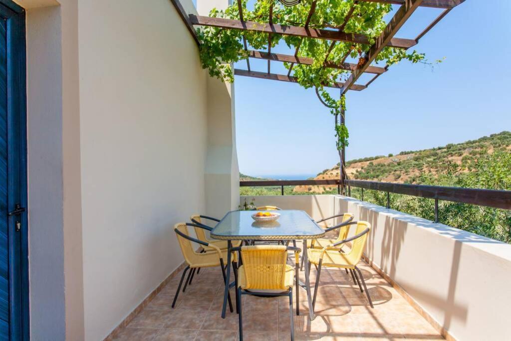 Villa Manolis Chrissi Akti Chania Exterior foto